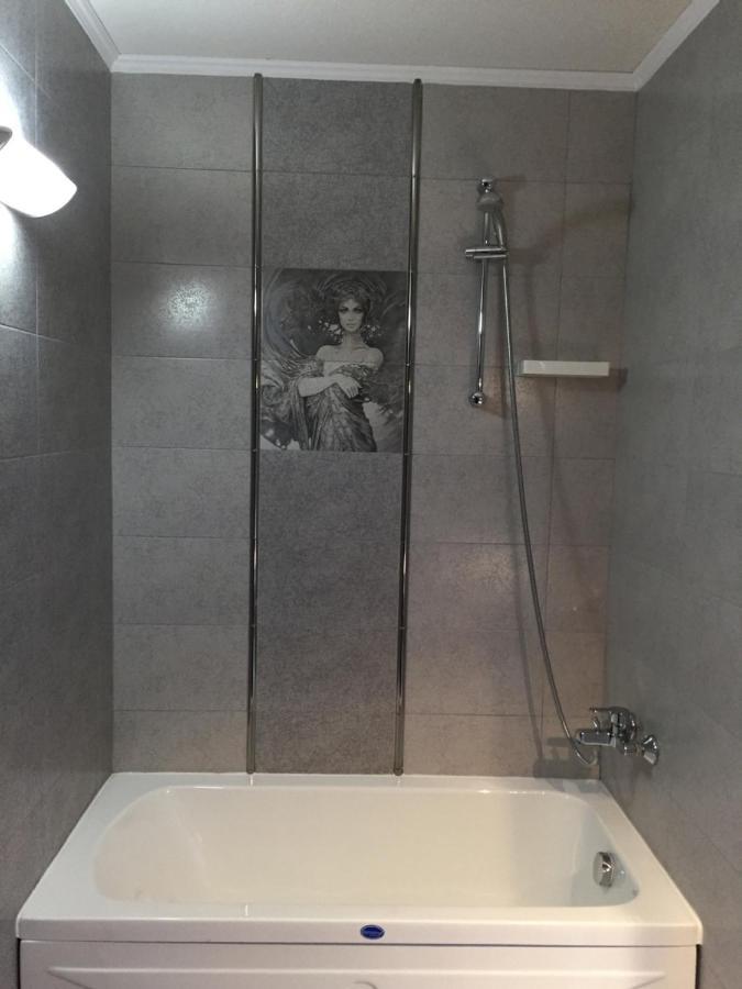 Калпаците - Kalpacite Guest Houses Skrebatno エクステリア 写真