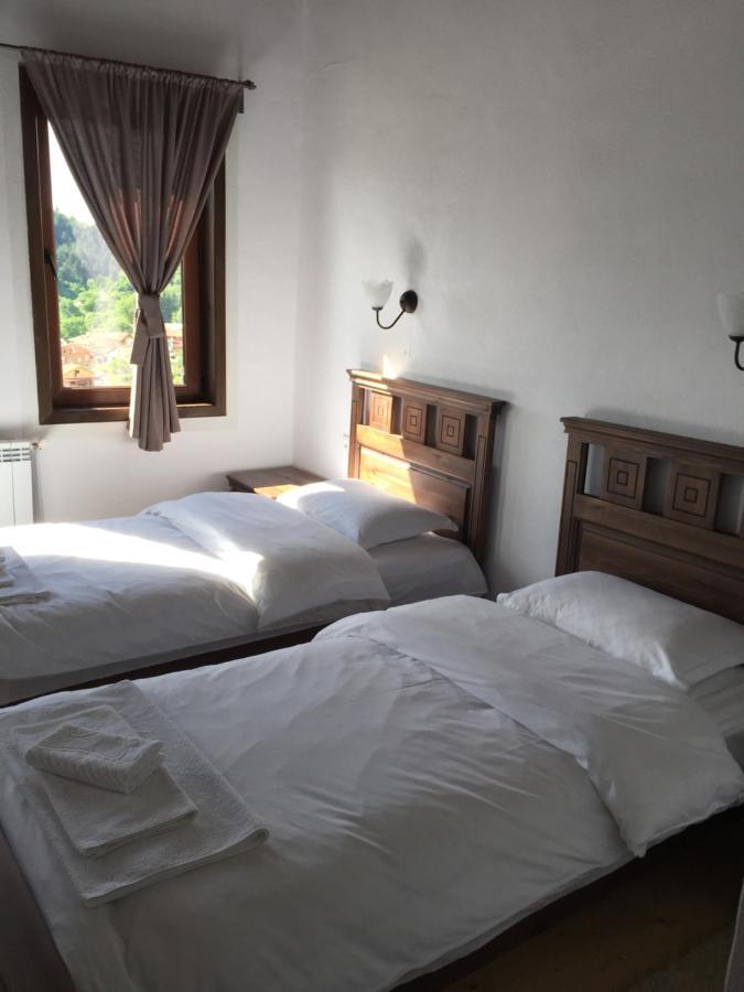 Калпаците - Kalpacite Guest Houses Skrebatno エクステリア 写真